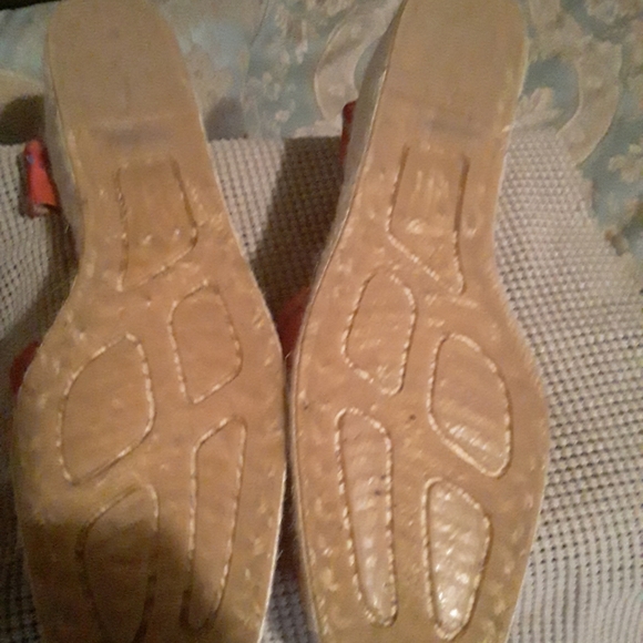 Laura Ashley esprasillies - Picture 2 of 3